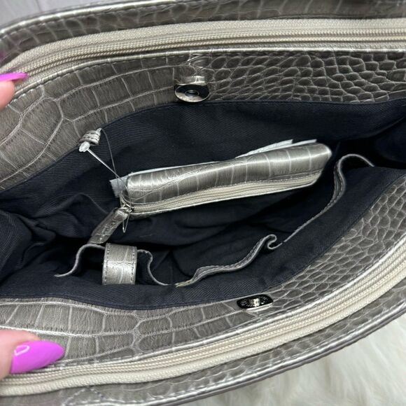 Liz Claiborne Crocodile Pewter Tote Bag - Picture 7 of 12